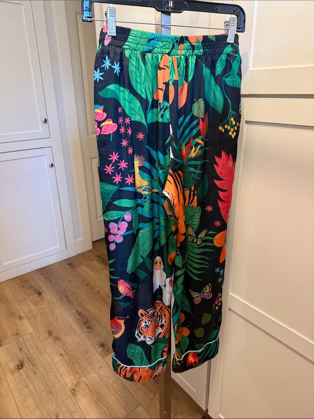 EUC Karen Mabon silky Floral Tiger Print Pajama Lounge pants